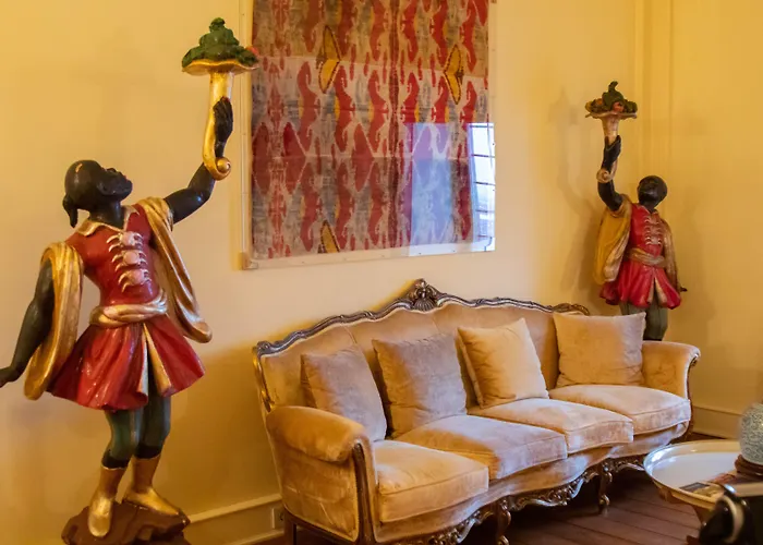 迪万卡拉汉酒店