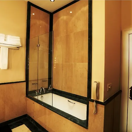 Hotel Divan Cukurhan 5*